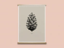 Poster PINE CONE - Sand Beige -BergHOFF || Zuiver Verkoopwinkel 12673 deba meubelen decoratie paper collective nature 1 1 pine cone